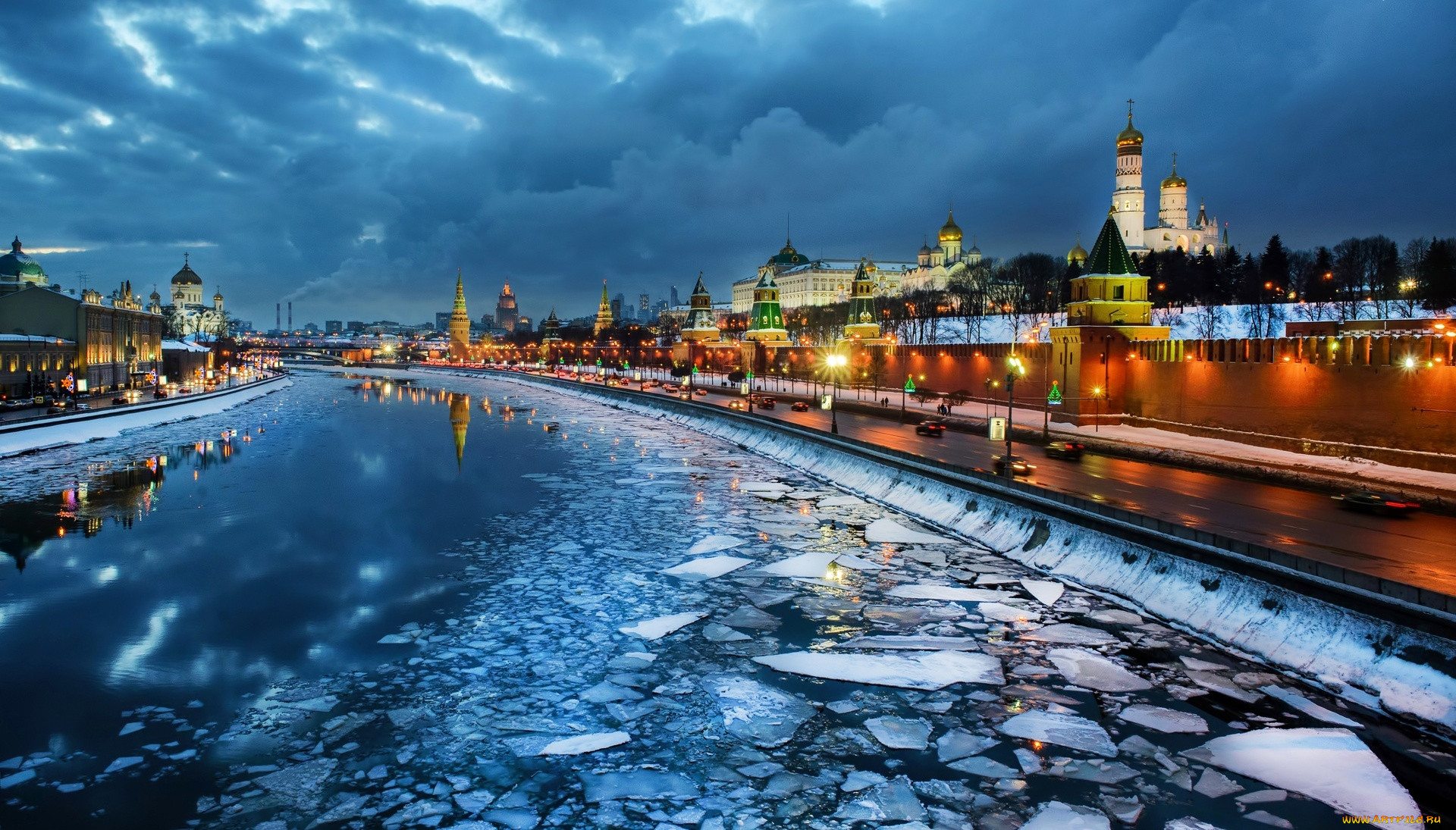 Московский природа Москва река и Кремль